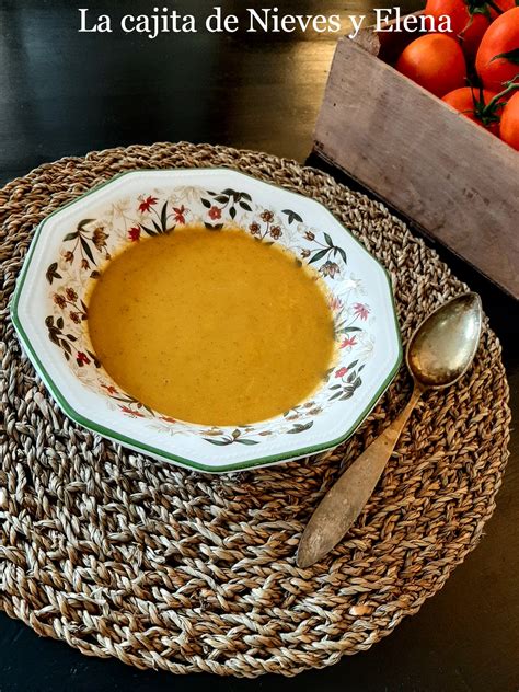 Crema solferino con piñones salteados (Internacional).